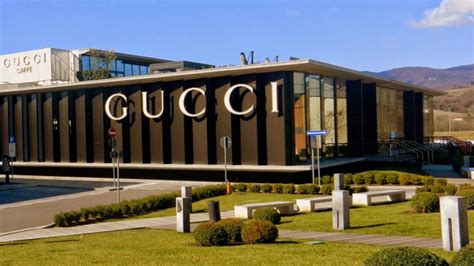 spaccio gucci toscana